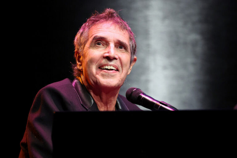 Julien Clerc : Hommage poignant à son frère disparu