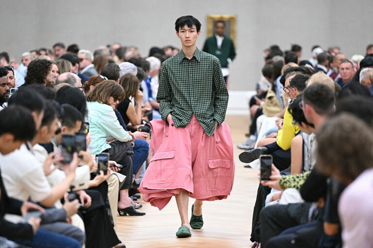 Jonathan Anderson: Début Dior Inspiré de l'Art Européen