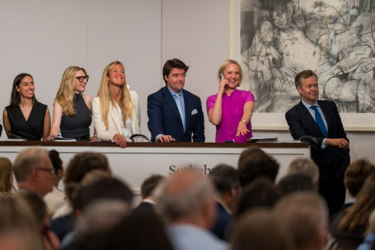 Les femmes artistes dynamisent la vente Sotheby’s