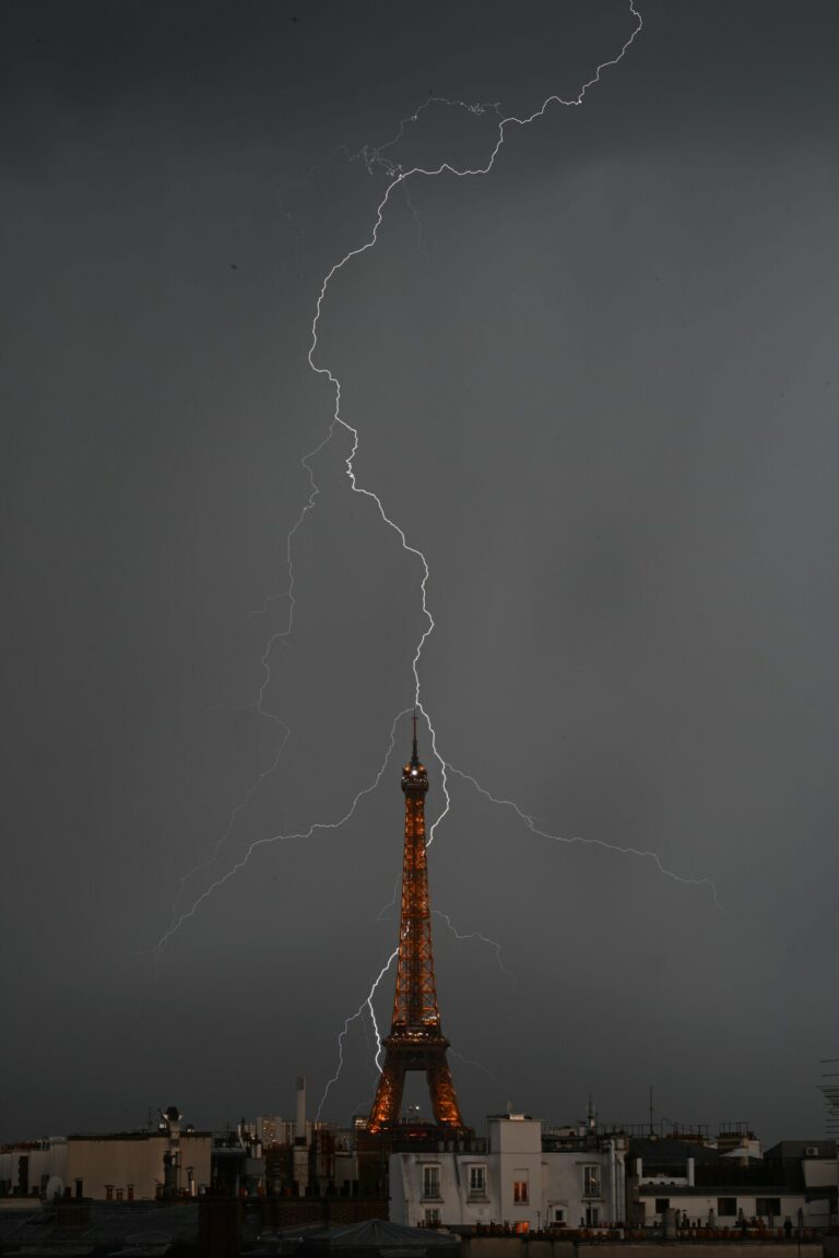 Tempête apocalyptique : Paris sous les eaux !
