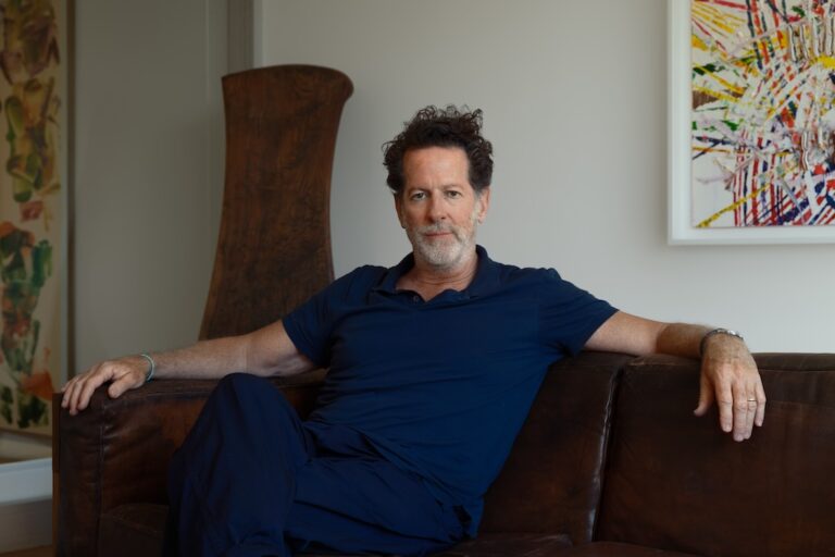 Après 30 Ans, Tim Blum Réinvente son Galerie!