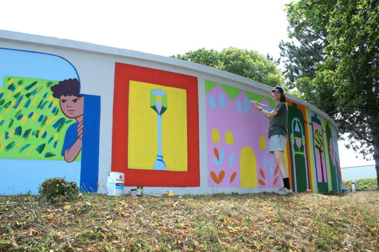 Découvrez la fresque géante à Cormelles-le-Royal !