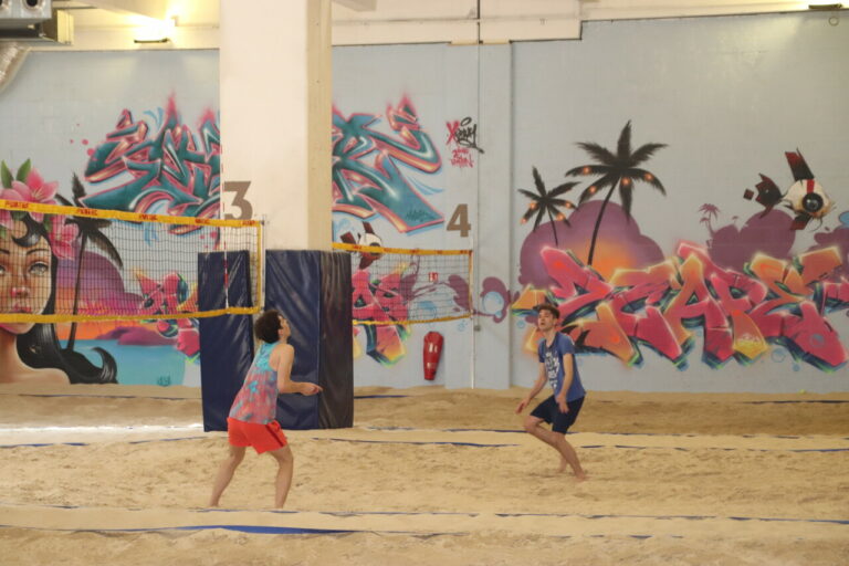 Découvrez la plage indoor de Pantin, unique en son genre !