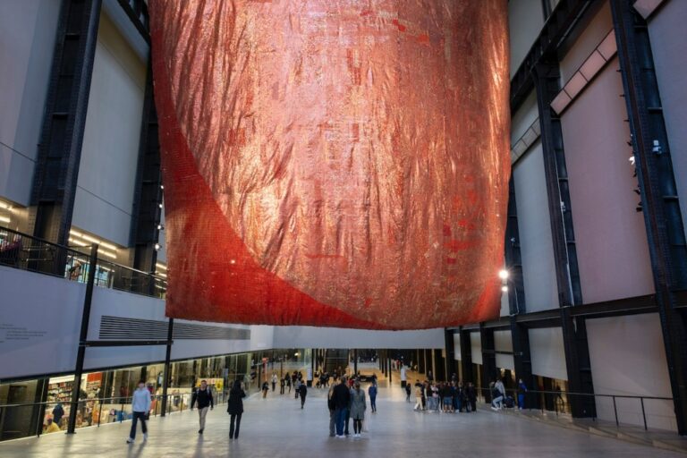 Le Tate prêt à vendre le nom du Turbine Hall ?
