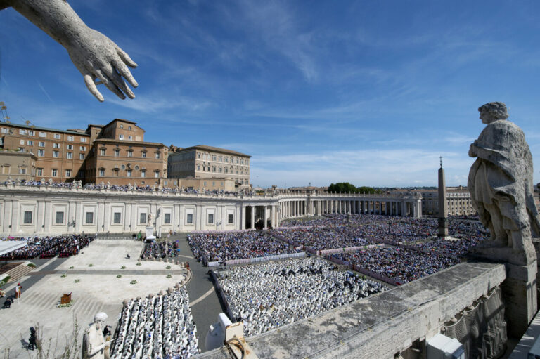 Concert Inoubliable au Vatican : Pharrell, Bocelli, Legend...