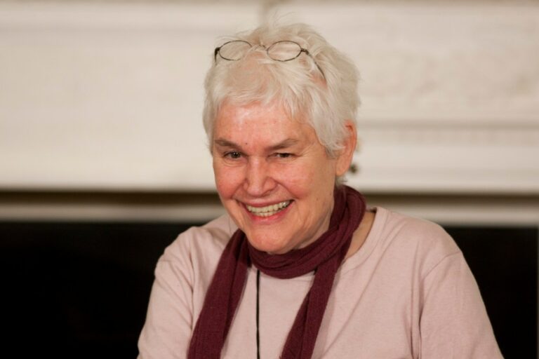 Alison Knowles, Artiste Fluxus, Décède à 92 Ans