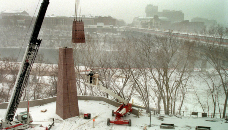 Décès de Jackie Ferrara : l'artiste new-yorkaise à 95 ans