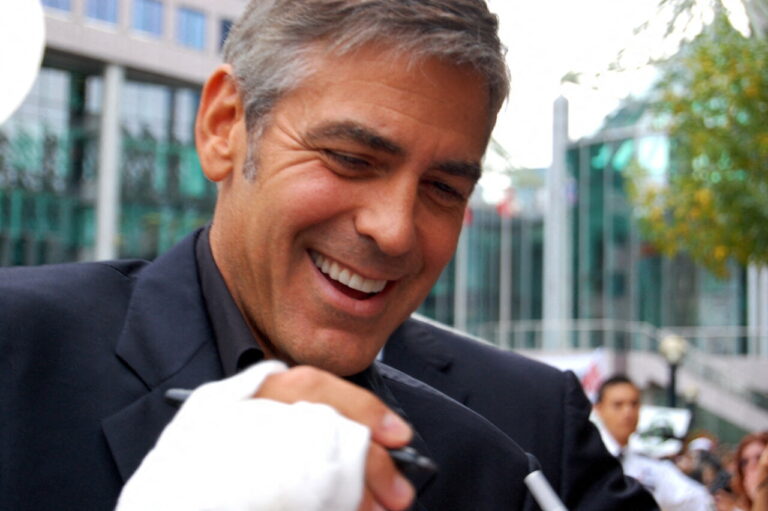 George Clooney à Paris pour un film d'une série culte!
