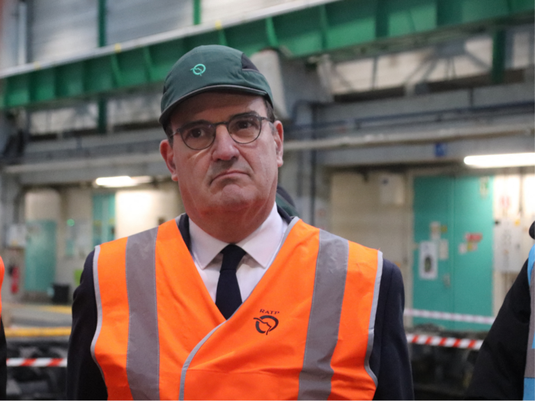 Jean Castex triomphe à Paris avant de rejoindre la SNCF
