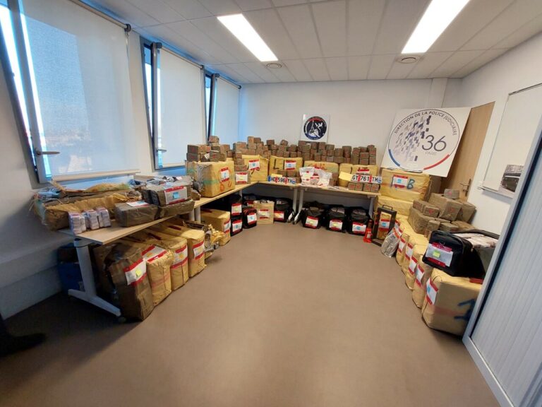 Paris : Saisie record de drogue, 2 tonnes confisquées !