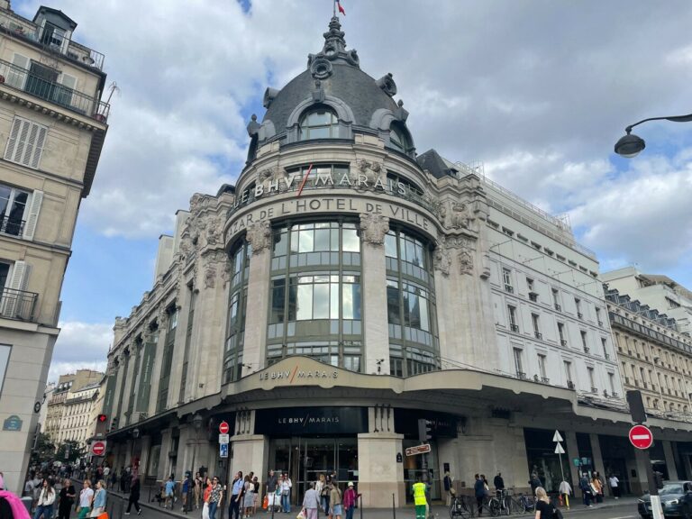 Shein au BHV : Disneyland Paris annule sa boutique Noël