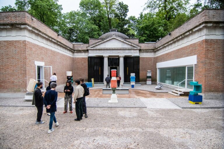 Alma Allen: Représentante des USA à la Biennale 2026!