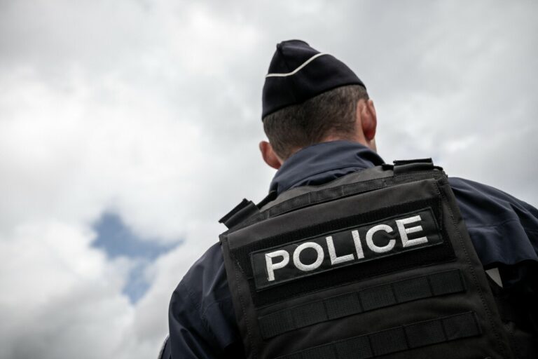 Bobigny : le policier libéré après avoir tué un squatteur