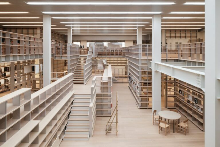 Chanel et PSA: Première Bibliothèque d'Art en Chine!