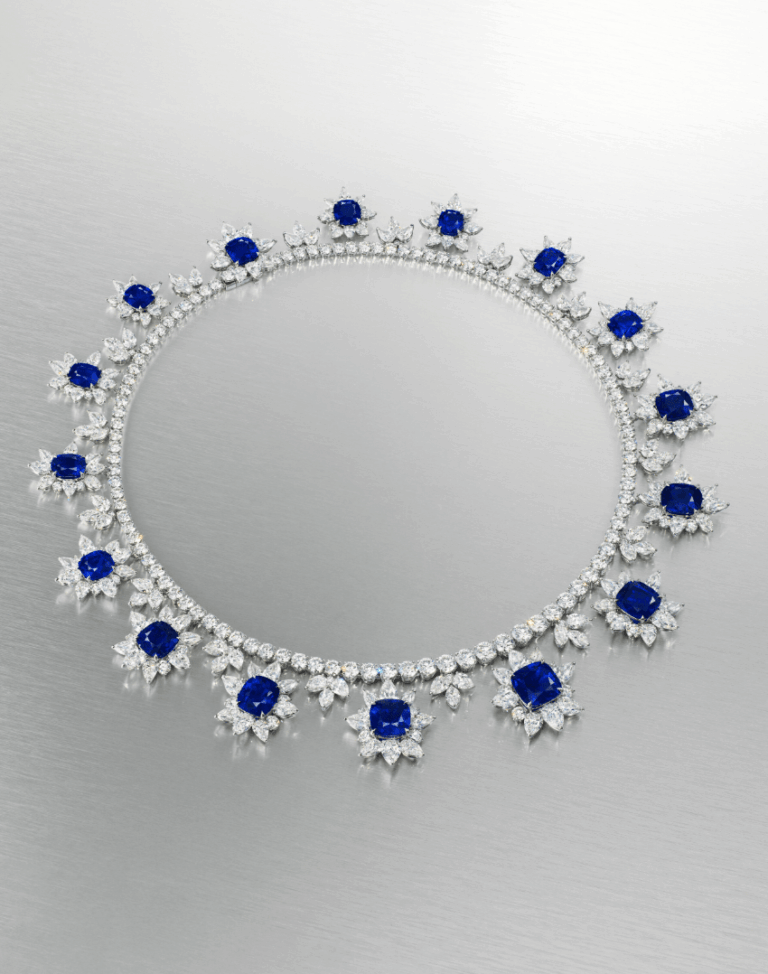 Collier Saphir Bleu Royal Adjugé 16,1 M$ à Hong Kong