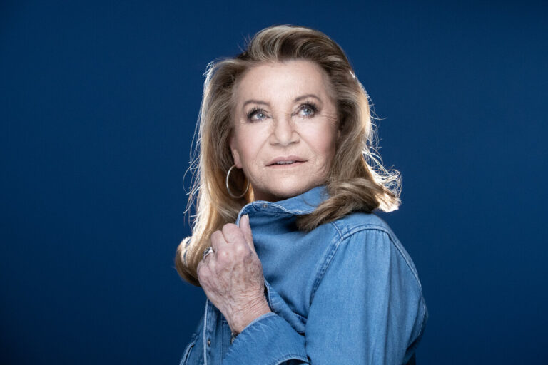 Sheila, 80 ans : Toujours 20 ans dans la tête et des projets !