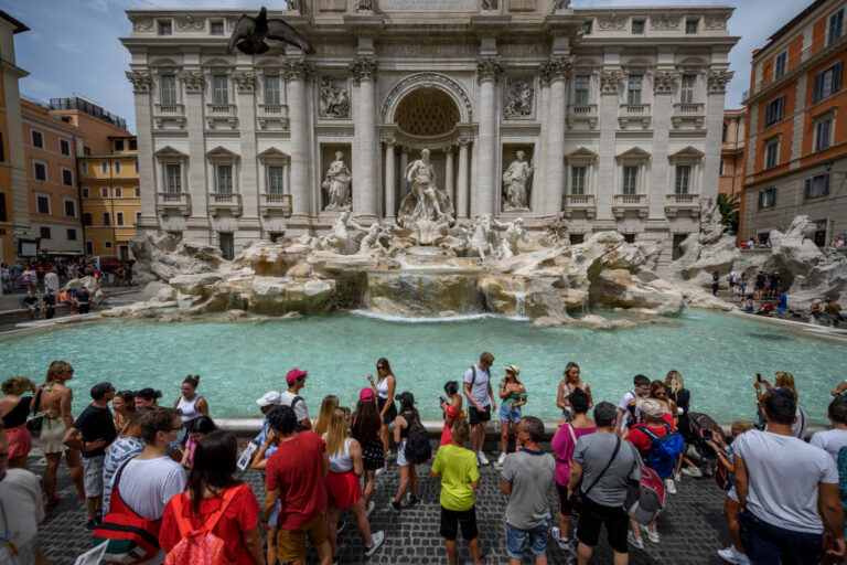 Rome: Nouveau Tarif pour Voir la Fontaine de Trevi!