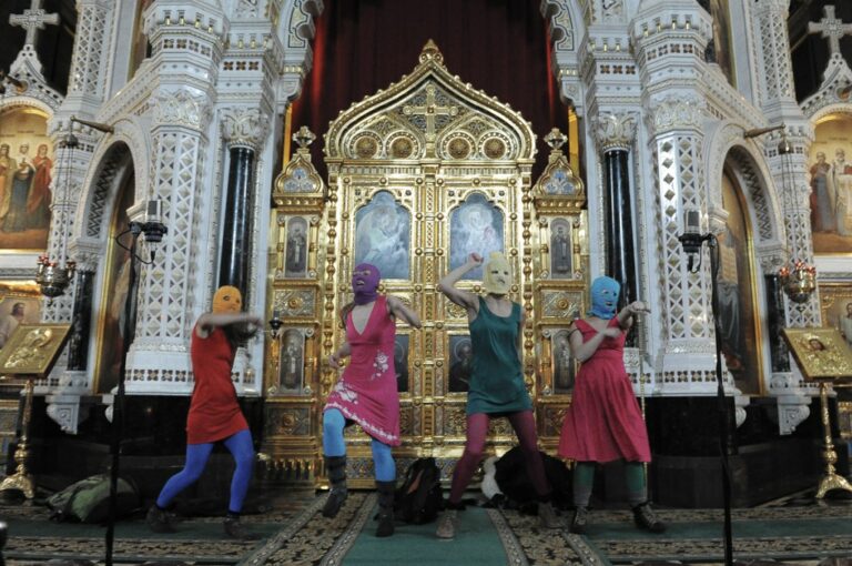 Scission Werner-VeneKlasen, Pussy Riot ciblé: Actu!