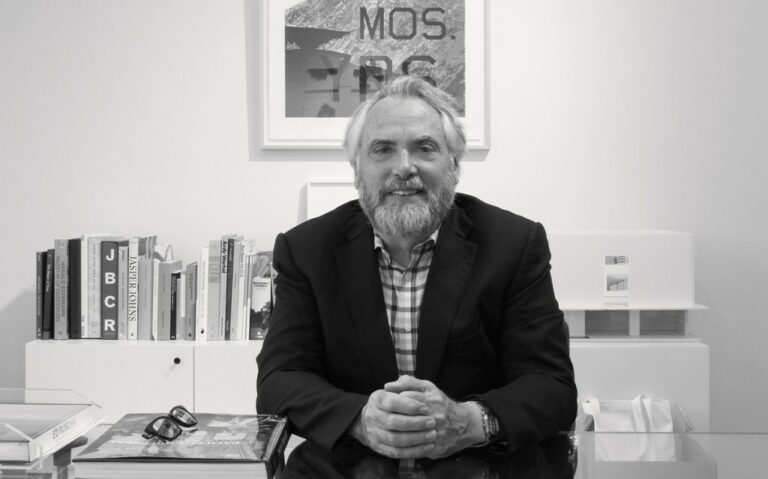 Bob Monk, influent du marché de l'art, décède à 75 ans