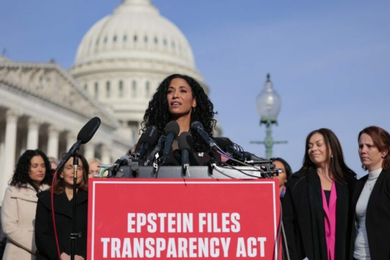 Nouveaux dossiers Epstein : don de 5 000$ au Met