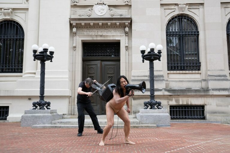 8 Artistes Réfléchissent sur la Guerre du Vietnam