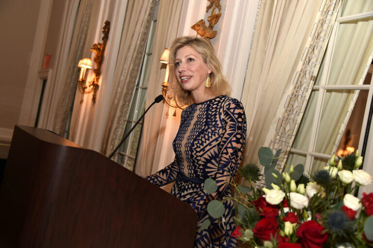 Anne-Claire Legendre à la tête de l'IMA: une surprise!