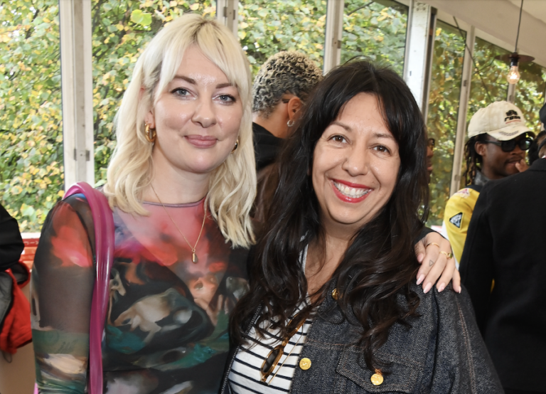 Départ Inattendu de Devyani Saltzman du Barbican