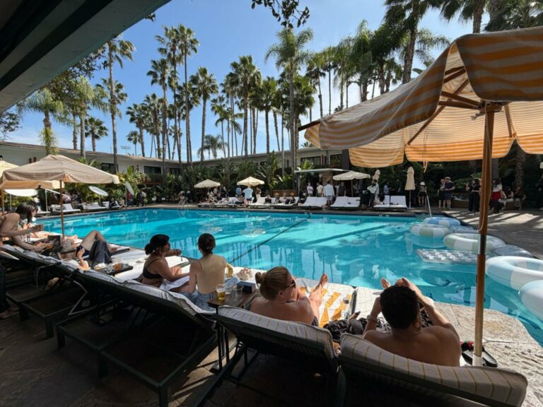 Frieze LA: Foires Satellites Attendent le Public