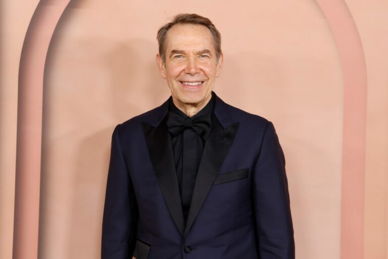 Jeff Koons nie tout lien avec Jeffrey Epstein !