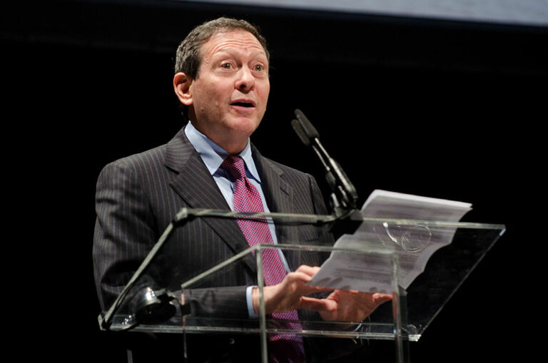 Le Prix Pritzker défend son jury après scandale Epstein