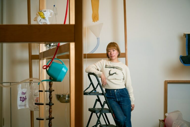 Les sculptures fragiles de Yuko Mohri défient le temps