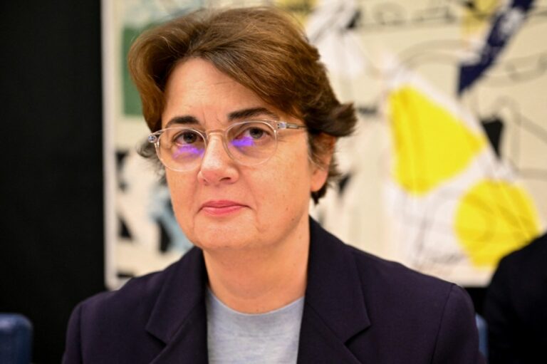 Scandale au Louvre : Laurence des Cars démissionne