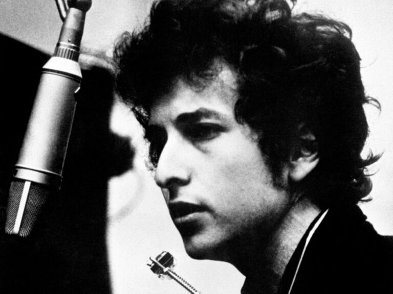 Découvrez : Dylan, Art Colonial et Enchères !