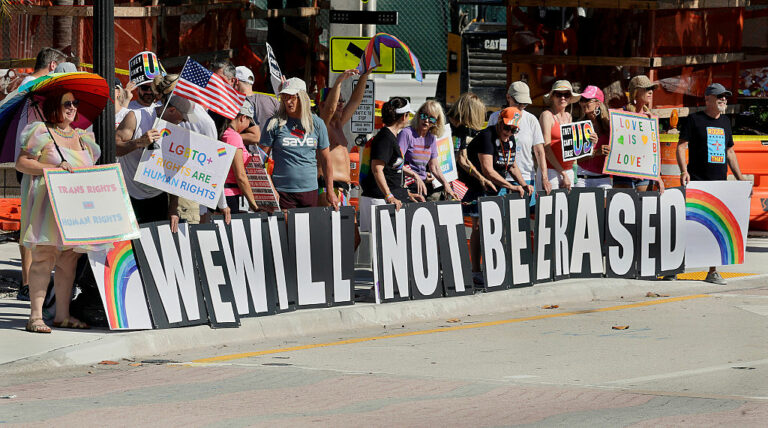 Fort Lauderdale : le dernier bastion des passages arc-en-ciel