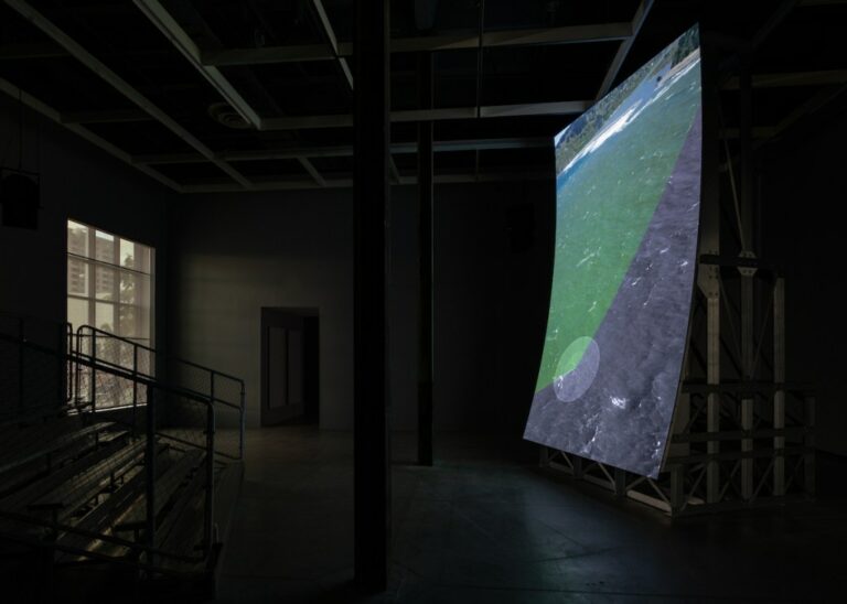 Lucy Raven : Film Choc sur une Barrage Démoli