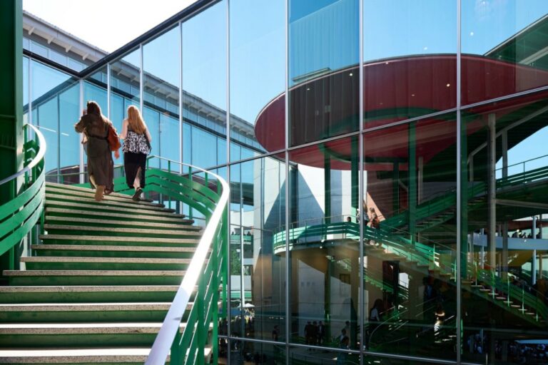 Art Basel : Découverte Surprise sans PDF !