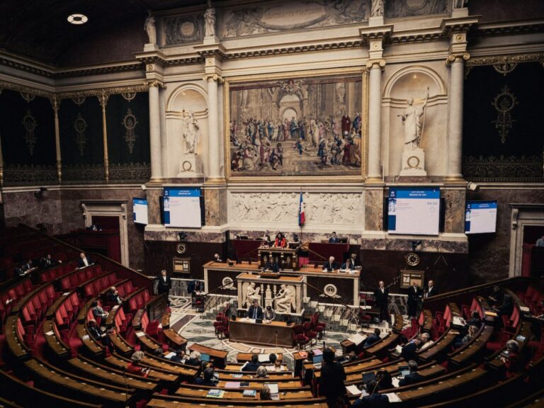 France: Loi sur la restitution avance à l'Assemblée