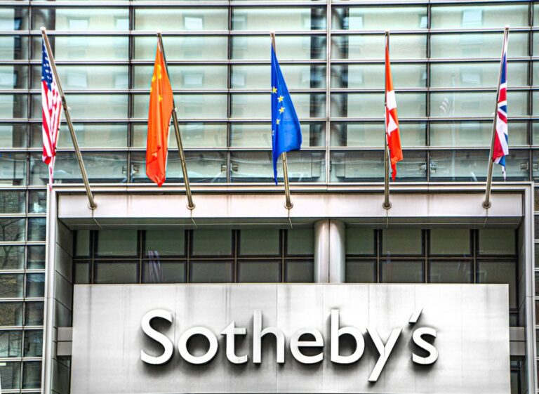 Sotheby's Poursuivi : 10,2 M$ en Jeu, Scandale!