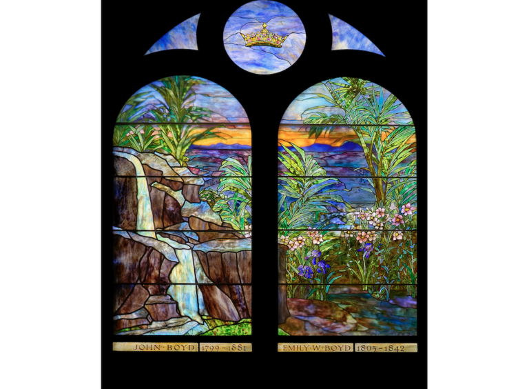 Vitrail Tiffany: 2 M$ chez Christie's!