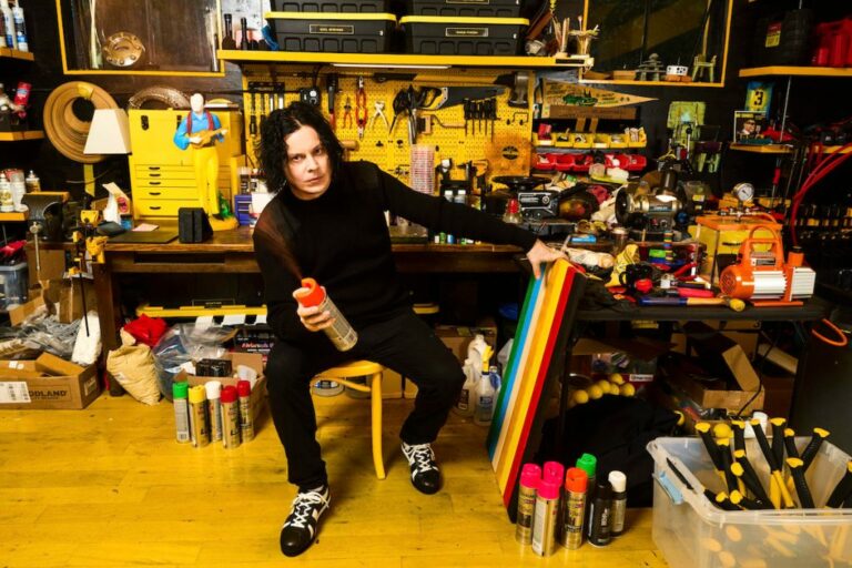 Jack White Expose son Art chez Damien Hirst !