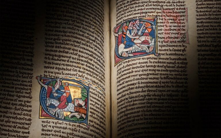Manuscrit Secret de Roi Arthur: Enchère Historique!