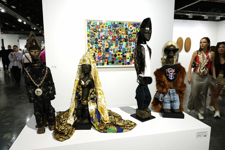 Paula Cooper: Art Basel 2026, Photos Rares de Parr
