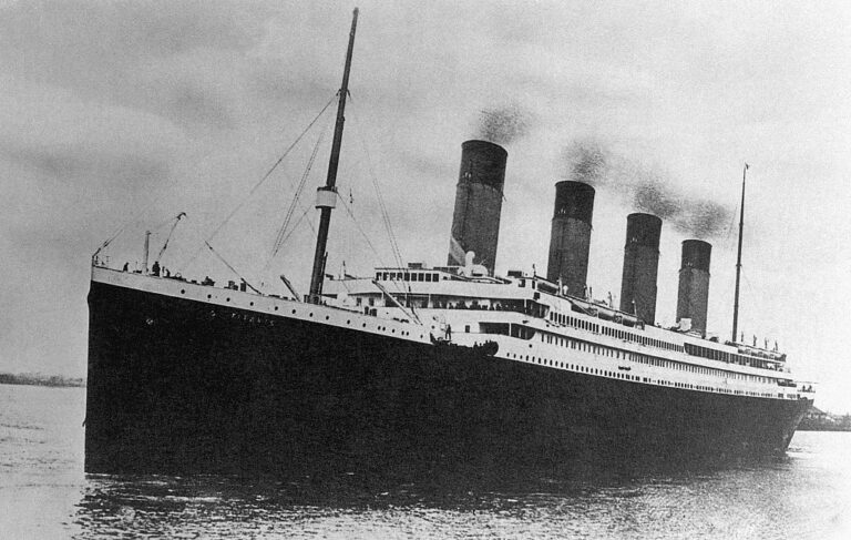 Vente d'objets du Titanic : la polémique enfle