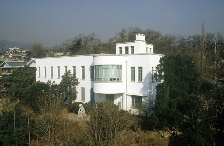 Le musée coréen restitue des lions Qing à la Chine