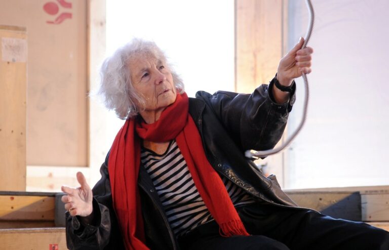 Simone Forti, Icône de la Danse, Nous a Quittés à 91 ans