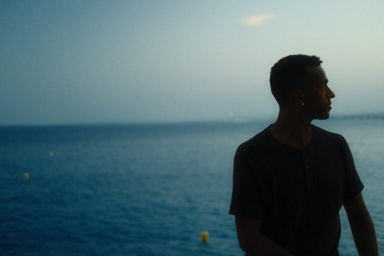 Jonathan González : L'artiste qui fait sensation