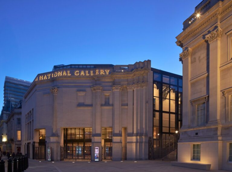 L'Assemblée Citoyenne à 250 K£ de la National Gallery: Polémique et Réactions