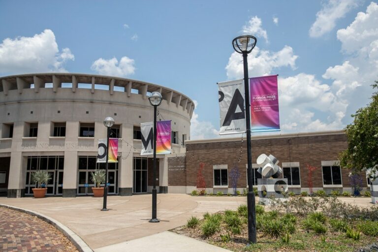 L’ancien directeur du musée d’Orlando, Aaron De Groft, est décédé à 59 ans