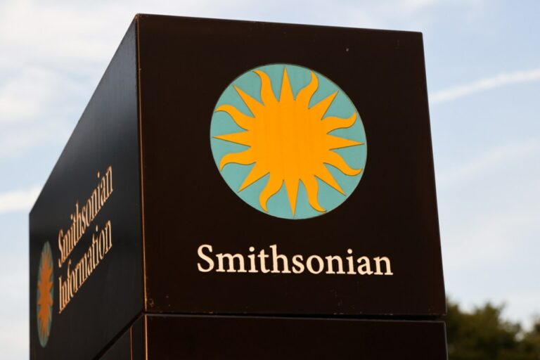 L’institution Smithsonian est en harmonie et ferme les offices Dei