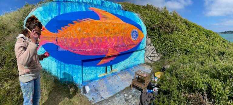Découvrez les graffs éclatants de Saint-Jacut-de-la-Mer